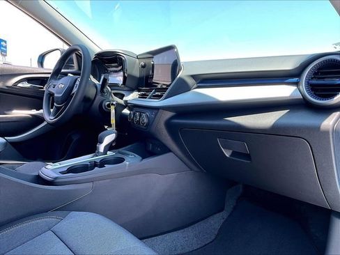 New 2026 Chevrolet Trax LS FWD image 9