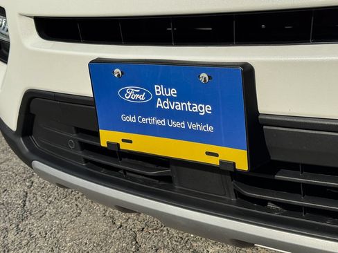 Certified 2021 Ford Explorer Platinum w/ Equipment Group 601A AWD/4WD image 9