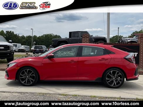 Used 2017 Honda Civic Sport Touring image 4