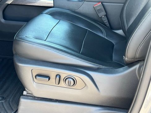 Used 2020 Chevrolet Silverado 1500 LTZ w/ LTZ Premium Package AWD/4WD image 25