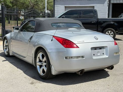 Used 2006 Nissan 350Z Touring RWD image 14