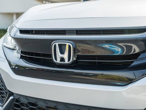 Used 2017 Honda Civic Sport Touring image 10