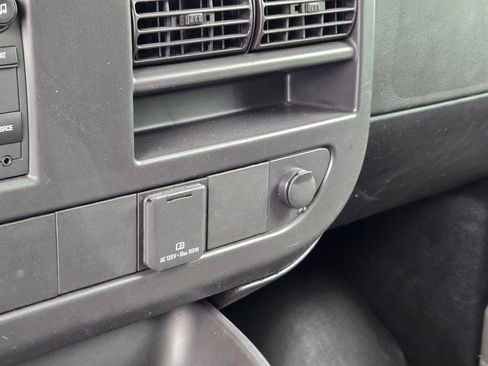 Certified 2024 GMC Savana 2500 w/ Driver Convenience Package RWD image 19