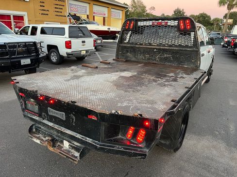 Used 2018 RAM 3500 Tradesman w/ Chrome Appearance Group image 44