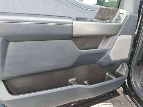 Used 2026 Ford F250 Lariat w/ Tremor Off-Road Package image 11