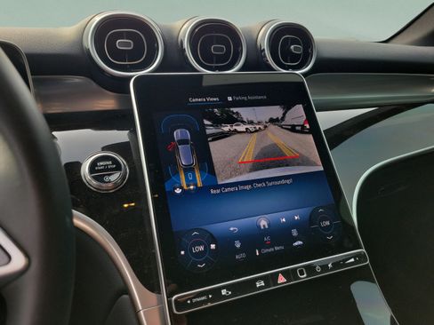 Certified 2026 Mercedes-Benz GLC 300 image 27