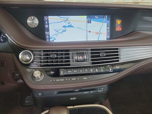 Used 2018 Lexus LS 500 w/ Interior Upgrade Package RWD image 32
