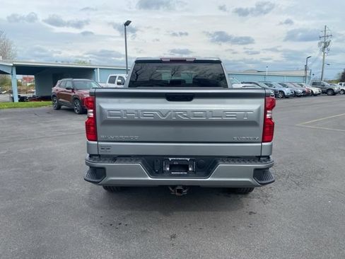 Used 2024 Chevrolet Silverado 1500 Custom AWD/4WD image 8
