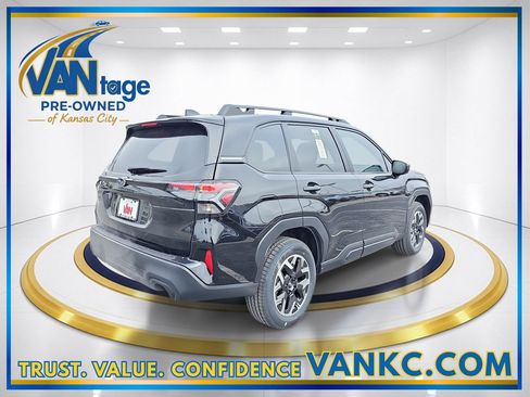Certified 2026 Subaru Forester Premium AWD/4WD image 6