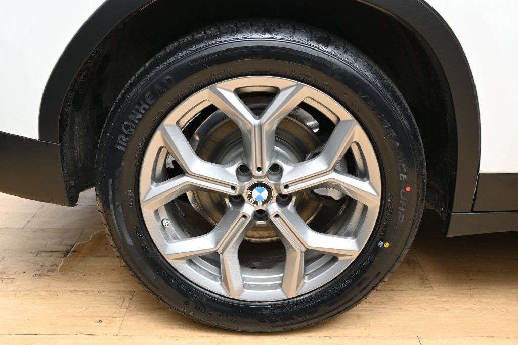 Used 2023 BMW X3 xDrive30i AWD/4WD image 14