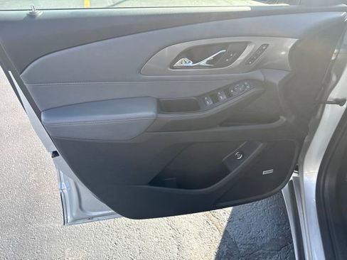 Used 2019 Chevrolet Traverse Premier w/ Driver Confidence II Package image 21