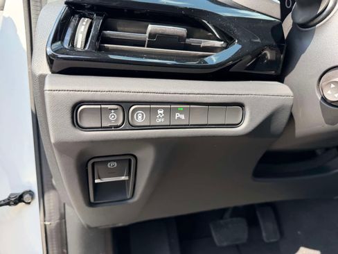 Used 2023 Acura MDX SH-AWD w/ Technology Package image 21