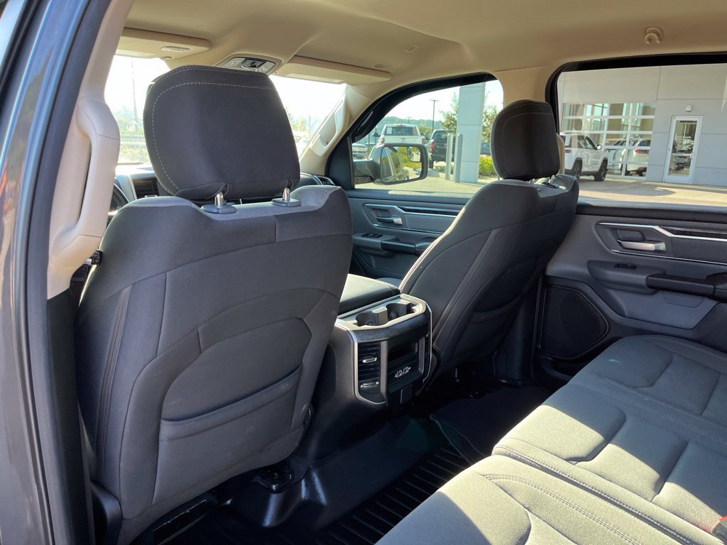 Used 2019 RAM 1500 Big Horn AWD/4WD image 9