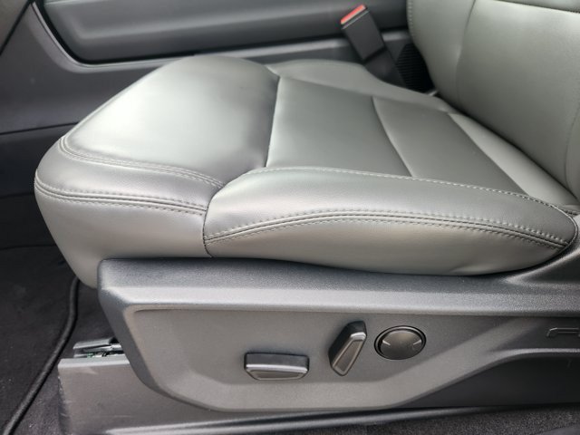 New 2026 Ford Expedition Max Active RWD image 18