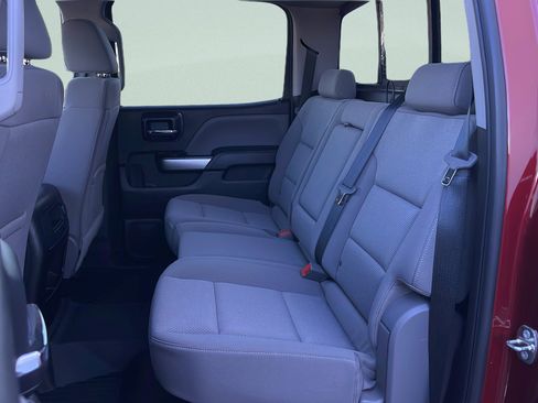 Used 2018 Chevrolet Silverado 1500 LT w/ All Star Edition image 25