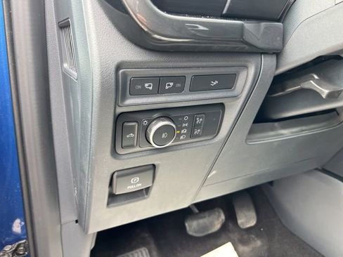 Certified 2022 Ford F150 XLT w/ Equipment Group 302A High image 9