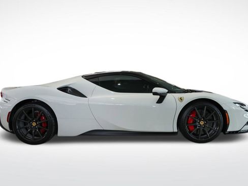 Used 2023 Ferrari SF90 Stradale image 6