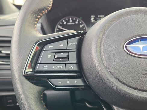 Used 2025 Subaru Forester Touring image 37