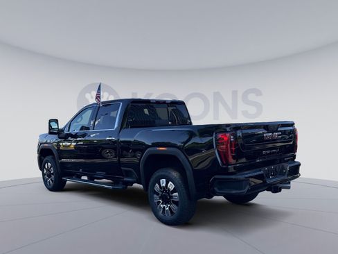 New 2026 GMC Sierra 2500 Denali w/ Denali Reserve Package AWD/4WD image 4