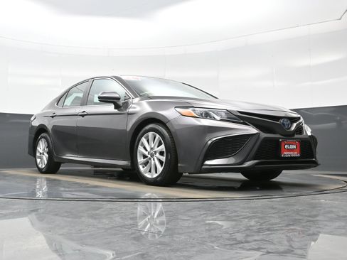 Used 2024 Toyota Camry LE image 22