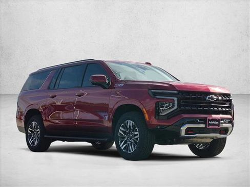 New 2026 Chevrolet Suburban Z71 AWD/4WD image 3