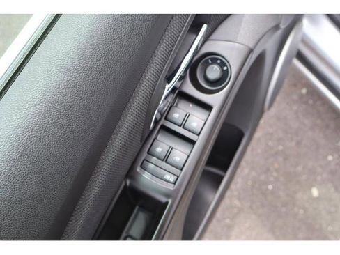Used 2012 Chevrolet Cruze LT FWD image 11