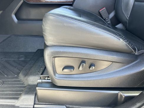 Used 2019 GMC Sierra 3500 SLT AWD/4WD image 22