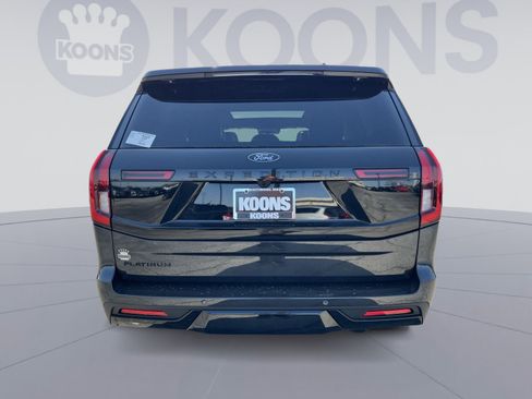 New 2026 Ford Expedition Platinum image 5