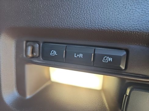 Used 2023 Ford Explorer King Ranch w/ Technology Package AWD/4WD image 36