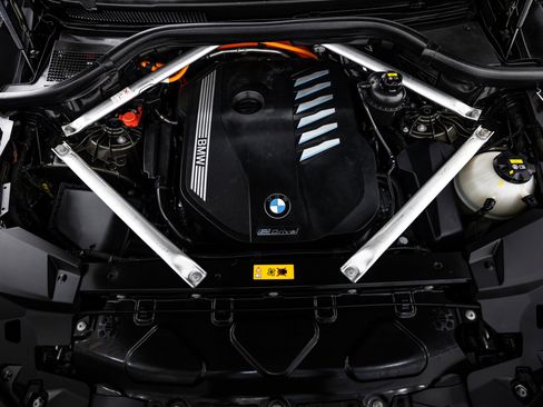 Used 2023 BMW X5 xDrive45e w/ Executive Package image 22