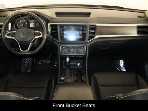 Used 2021 Volkswagen Atlas SE image 14