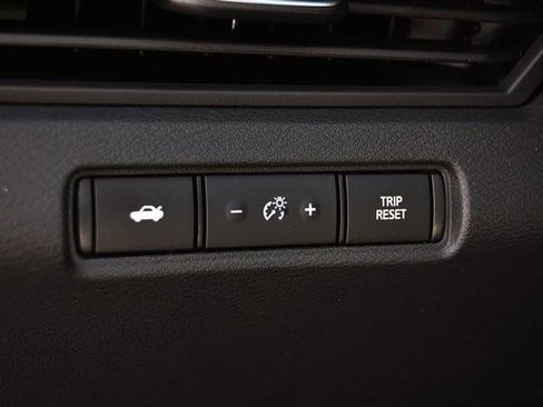 New 2025 Nissan Altima 2.5 SV image 11