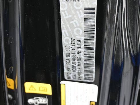 New 2026 Jeep Gladiator Sport image 15