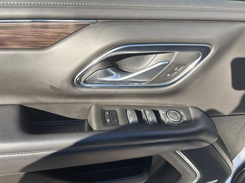 Used 2022 Chevrolet Tahoe Z71 w/ Off-Road Capability Package image 14