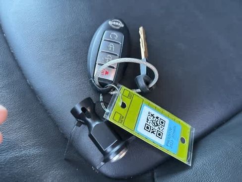 Used 2023 Nissan Armada SV image 22