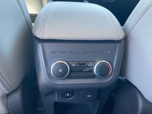 New 2026 Ford Explorer Active w/ Active Comfort Package RWD image 21