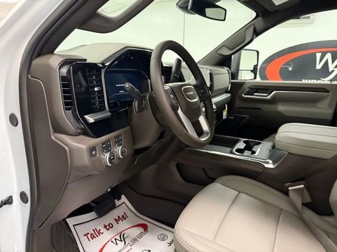 New 2025 GMC Sierra 2500 SLT w/ SLT Premium Package image 13