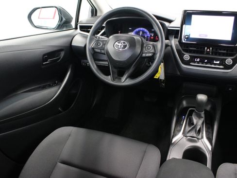 Used 2026 Toyota Corolla LE FWD image 27