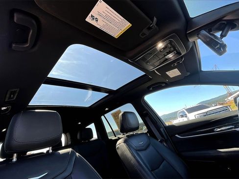 Used 2024 Cadillac XT6 Sport image 22