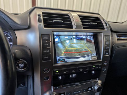 Used 2019 Lexus GX 460 Luxury AWD/4WD image 26