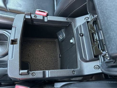 Used 2021 Jeep Wrangler Unlimited Rubicon 4xe w/ Dual Top Group image 30