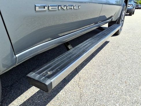 Used 2025 GMC Sierra 1500 Denali Ultimate AWD/4WD image 10