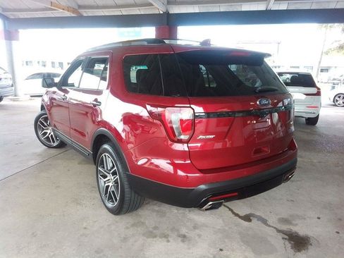 Used 2017 Ford Explorer Sport w/ Equipment Group 401A AWD/4WD image 4