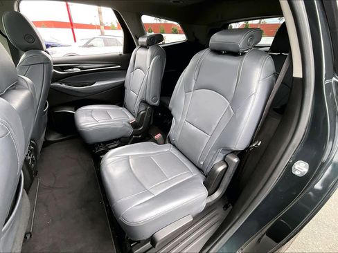 Used 2018 Buick Enclave Premium w/ Experience Buick Package image 18