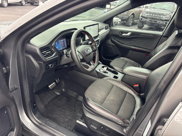 Certified 2023 Ford Escape ST-Line w/ Tech Pack #1 AWD/4WD image 25