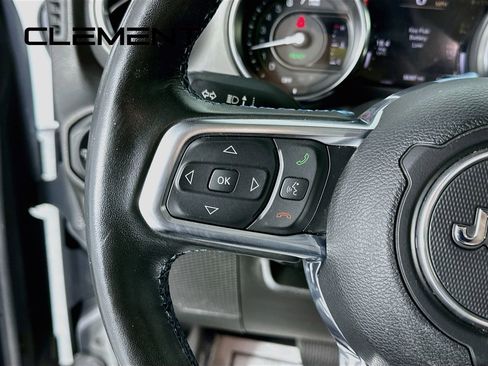 Used 2022 Jeep Wrangler Unlimited Rubicon 4xe w/ Dual Top Group AWD/4WD image 16
