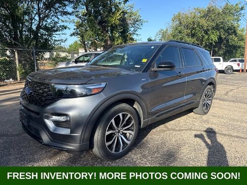 Used 2022 Ford Explorer ST-Line w/ Class IV Trailer Tow Package RWD image 5