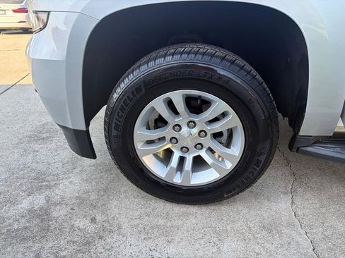 Used 2019 Chevrolet Tahoe LT image 35