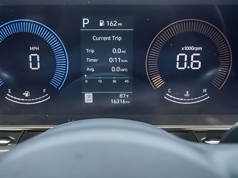 Used 2026 Hyundai Kona SEL Sport FWD image 29