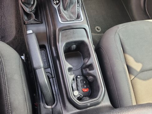 Used 2020 Jeep Wrangler Unlimited Sport S AWD/4WD image 26
